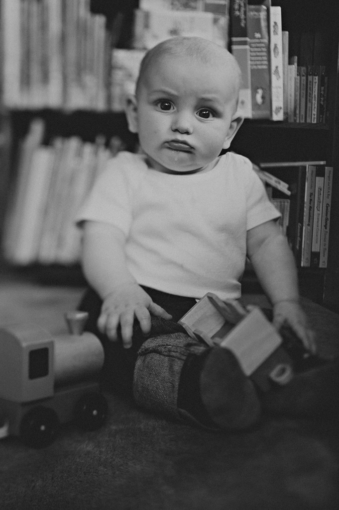 creative & candid photograph of young children on hornby island, vancouver island, bc (3)