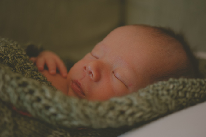 victoria newborn photographer